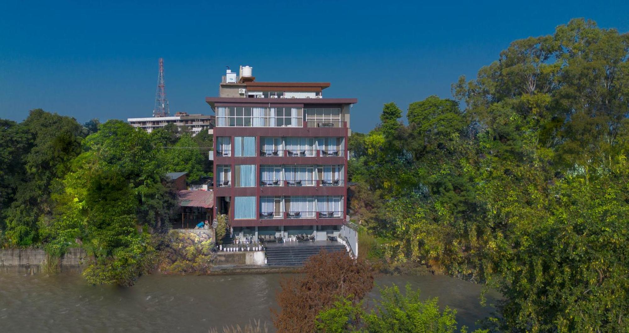 Sukoon By The Ganges - A Riverside Retreat Харідвар Екстер'єр фото